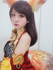 [Foto cosplay] Blogger anime Xianyin sic - Raja Kemuliaan Daji mencoba riasan