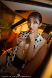 [秀人XiuRen] No.2222 Lu Xuanxuan "Taxi Driver"