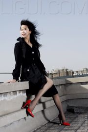 [丽 柜 LiGui] Modell Cheng Hailun "Rot und Schwarz" Seidenfuß Foto Bild