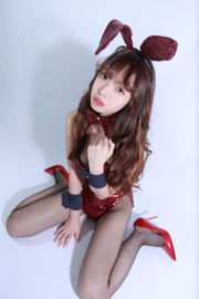 [Foto de cosplay] Anime Blogger Wenmei - Coelhinha de Ano Novo