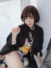 [Zdjęcie internetowe celebrytki COSER] Miss Coser Baiyin - sekret pod kimonem