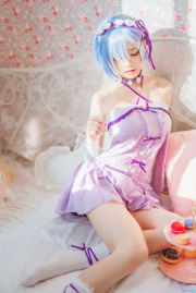 [Cosplay Photo] Anime Blogger Stupid Momo - Rem Nightdress